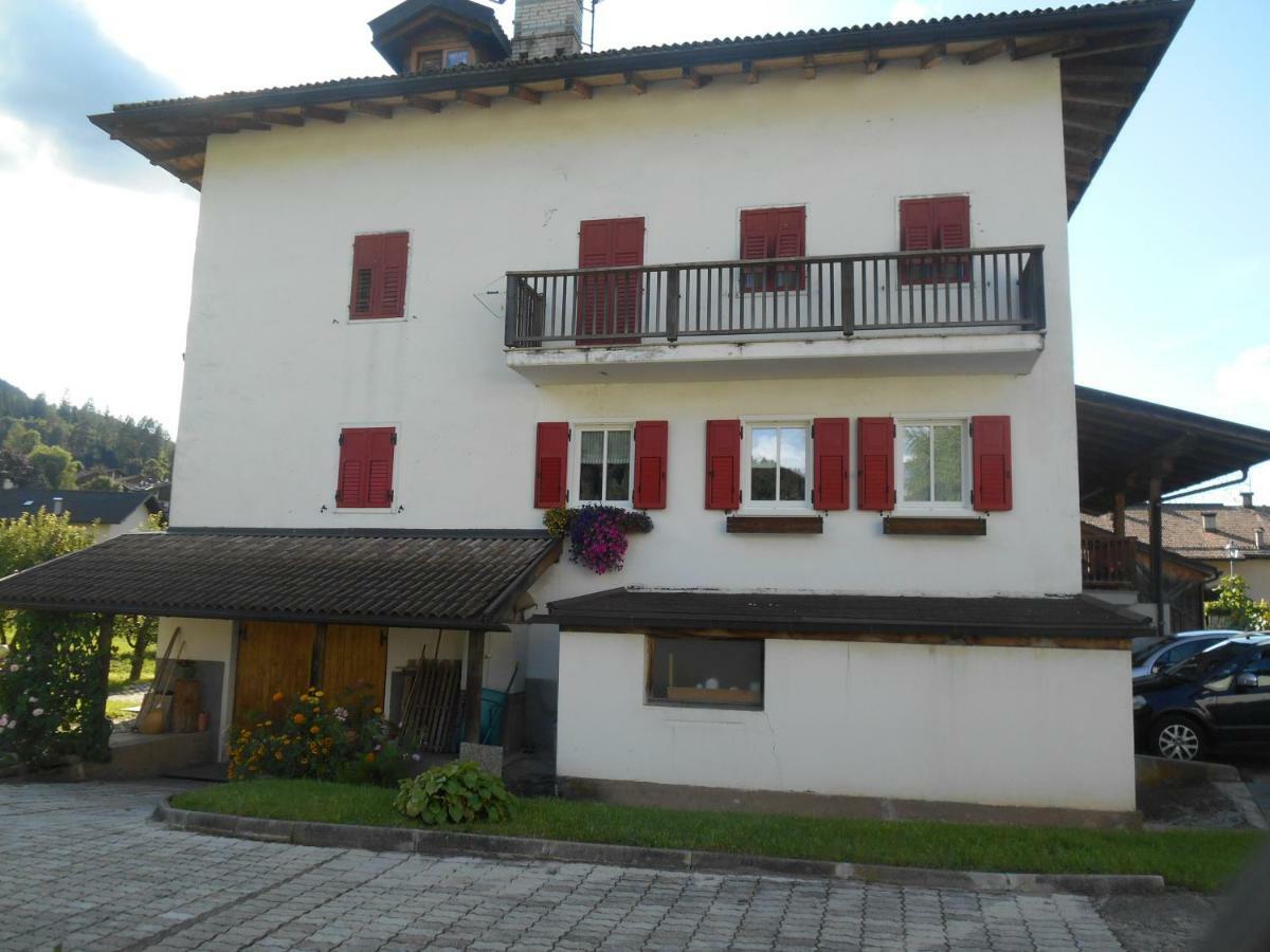 Casa Campagna Lägenhet Cavalese Exteriör bild